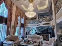 ���T����