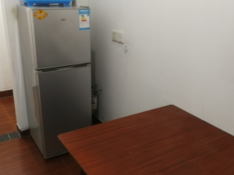 ��?c��)A����