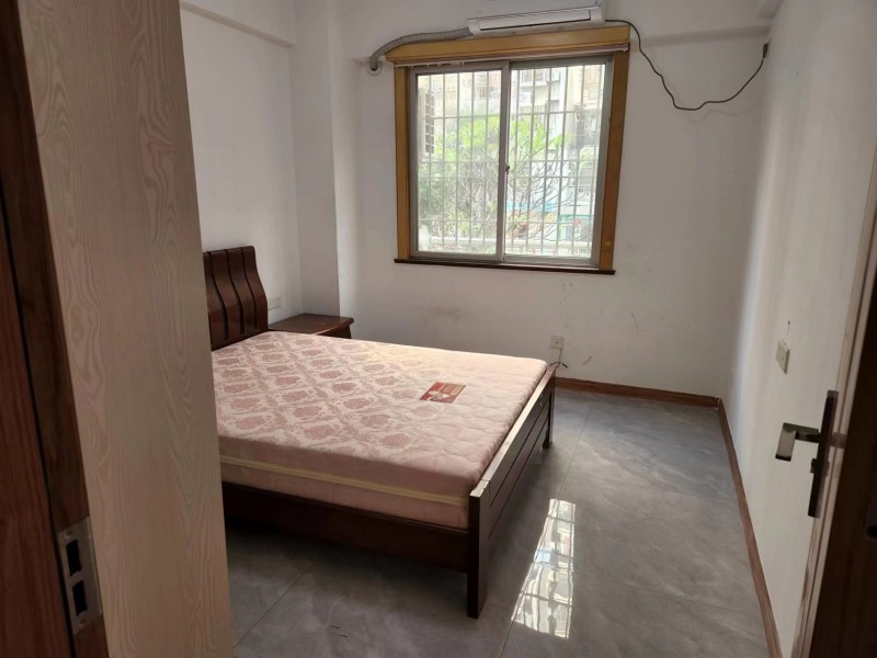 ������ͥ